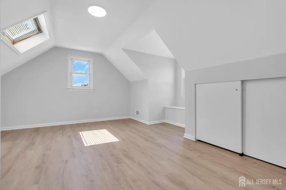 2708 Maple Avenue South Plainfield, NJ 07080