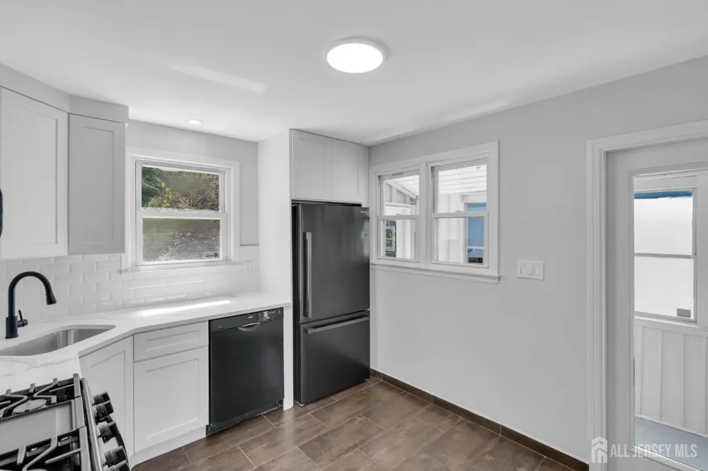 2708 Maple Avenue South Plainfield, NJ 07080