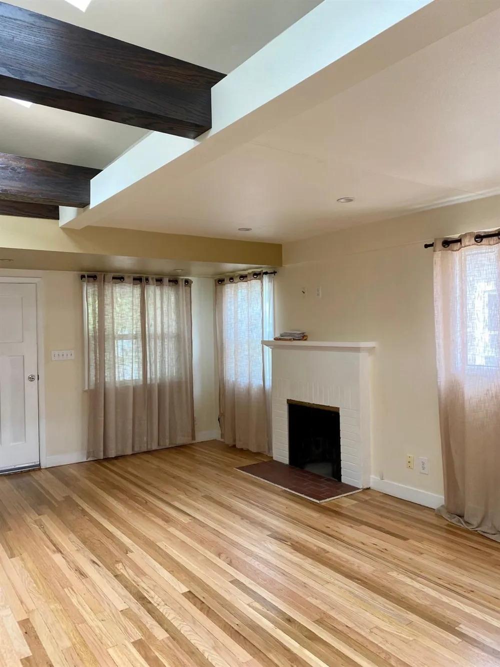 416 E Yale Avenue Fresno, CA 93704
