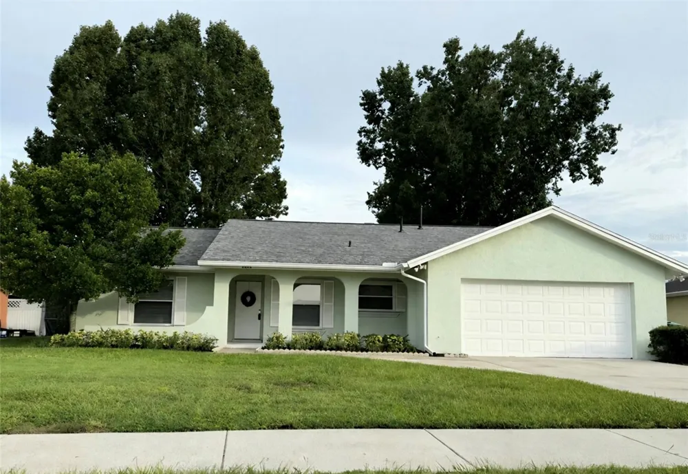 2658 CERAM AVENUE Orlando, FL 32837