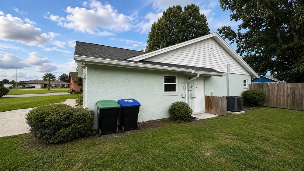 2658 CERAM AVENUE Orlando, FL 32837