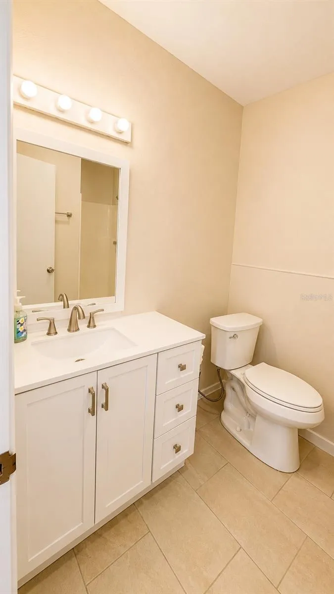 2658 CERAM AVENUE Orlando, FL 32837