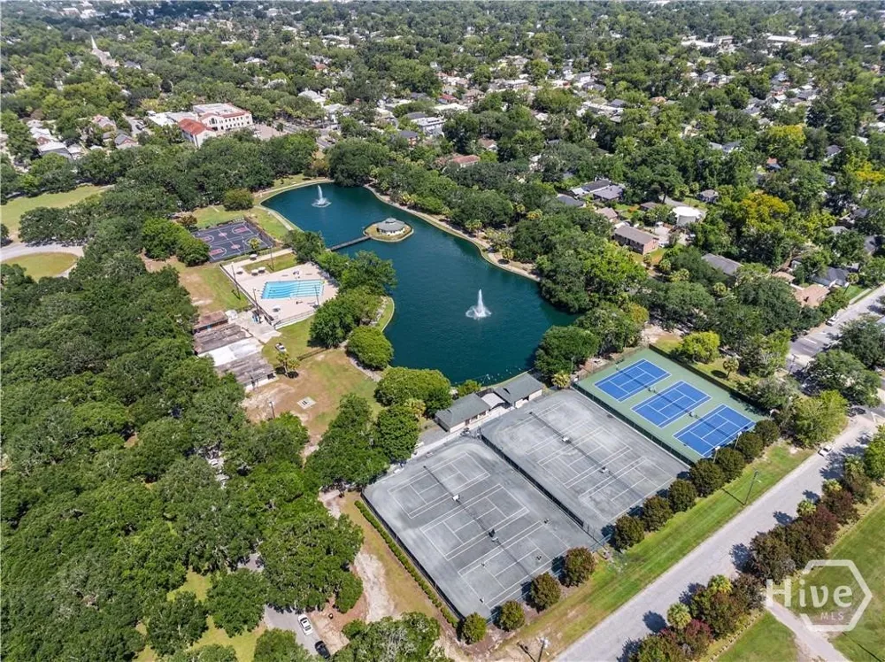 1018 Seiler Avenue Savannah, GA 31401