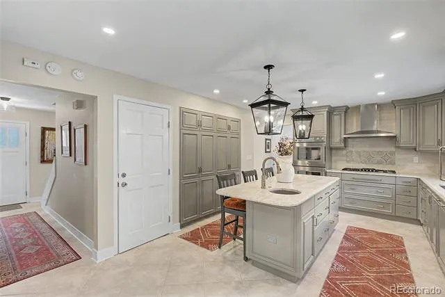 216 W Cheyenne Mountain Boulevard Colorado Springs, CO 80906
