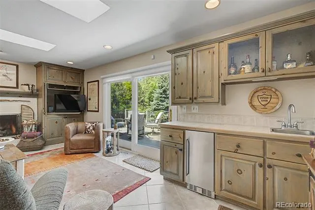 216 W Cheyenne Mountain Boulevard Colorado Springs, CO 80906