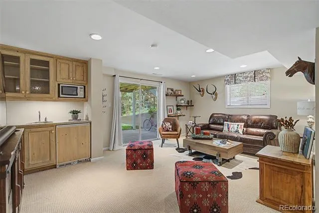 216 W Cheyenne Mountain Boulevard Colorado Springs, CO 80906