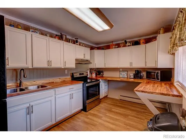 909 Riverside Drive Estes Park, CO 80517