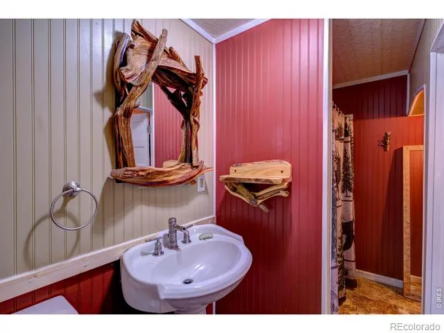 909 Riverside Drive Estes Park, CO 80517