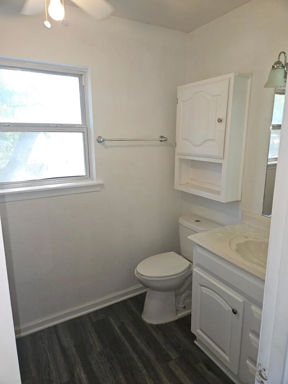 721 Thompson Drive Saginaw, TX 76179