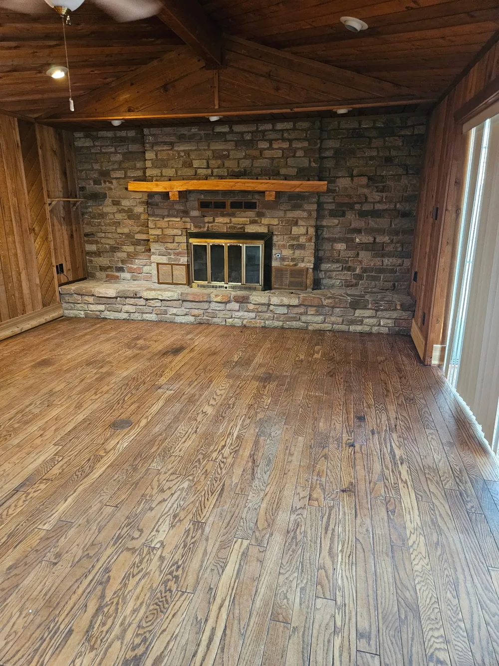 721 Thompson Drive Saginaw, TX 76179