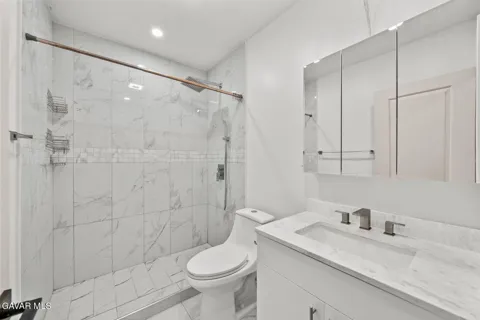 2321 W Avenue M-4