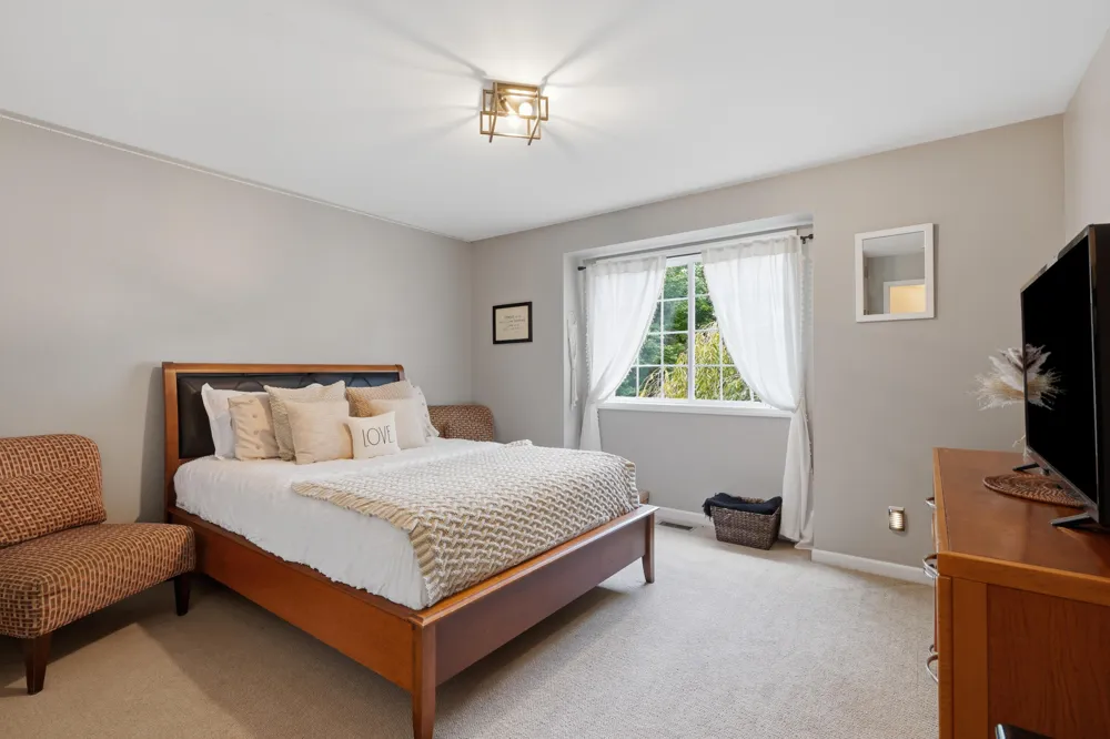 3431 Eagle Valley Court Howell, MI 48843