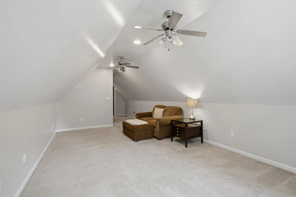 3431 Eagle Valley Court Howell, MI 48843