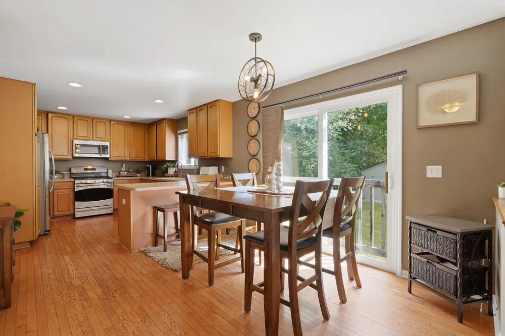 3431 Eagle Valley Court Howell, MI 48843