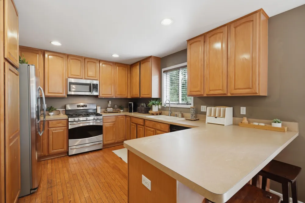 3431 Eagle Valley Court Howell, MI 48843