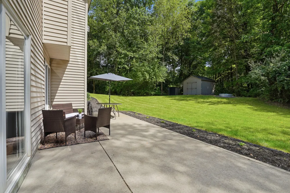 3431 Eagle Valley Court Howell, MI 48843