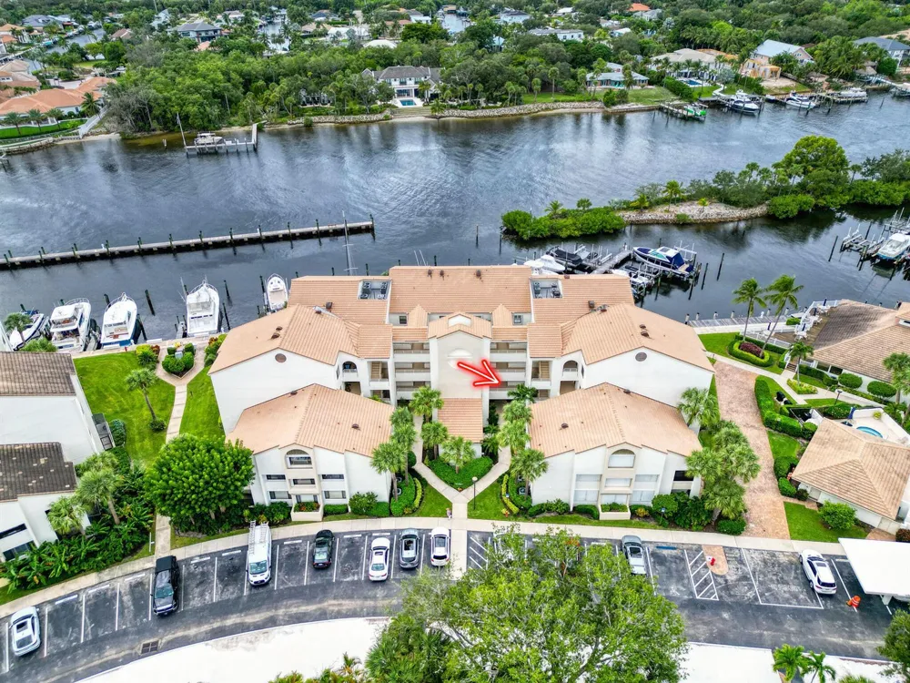 827 OAK HARBOUR DRIVE Juno Beach, FL 33408