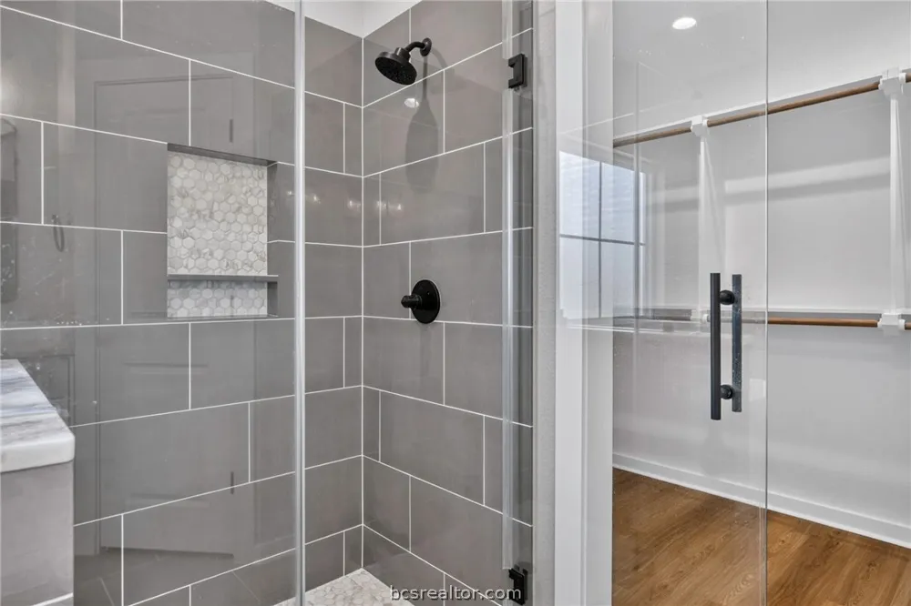 2105 Aleppo Court Bryan, TX 77807