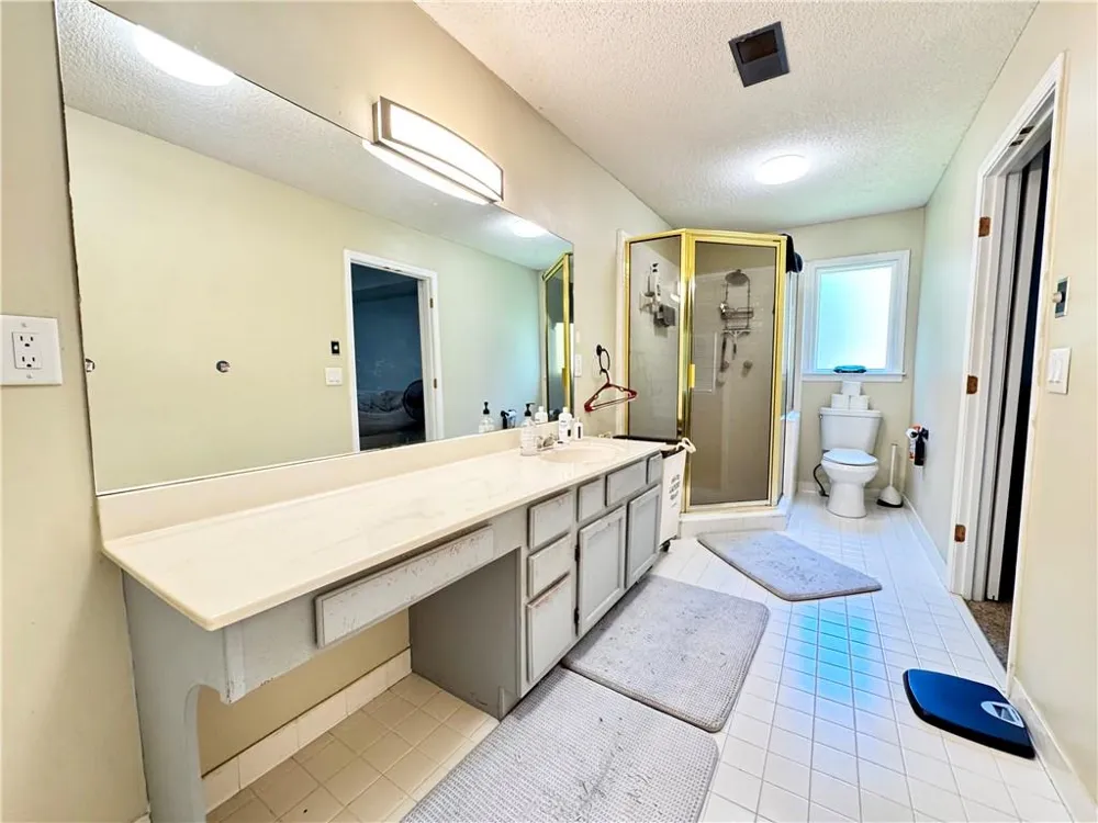 1890 Dovonshire Road Marietta, GA 30064