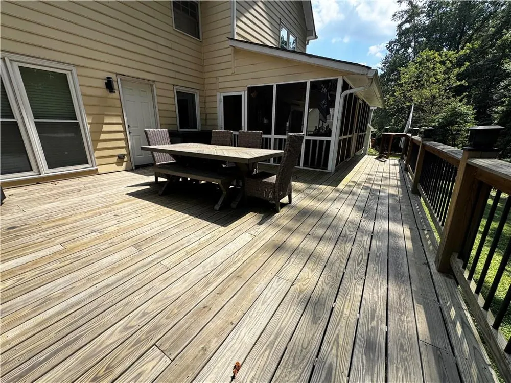 1890 Dovonshire Road Marietta, GA 30064