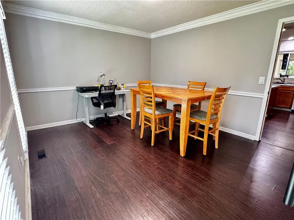 1890 Dovonshire Road Marietta, GA 30064