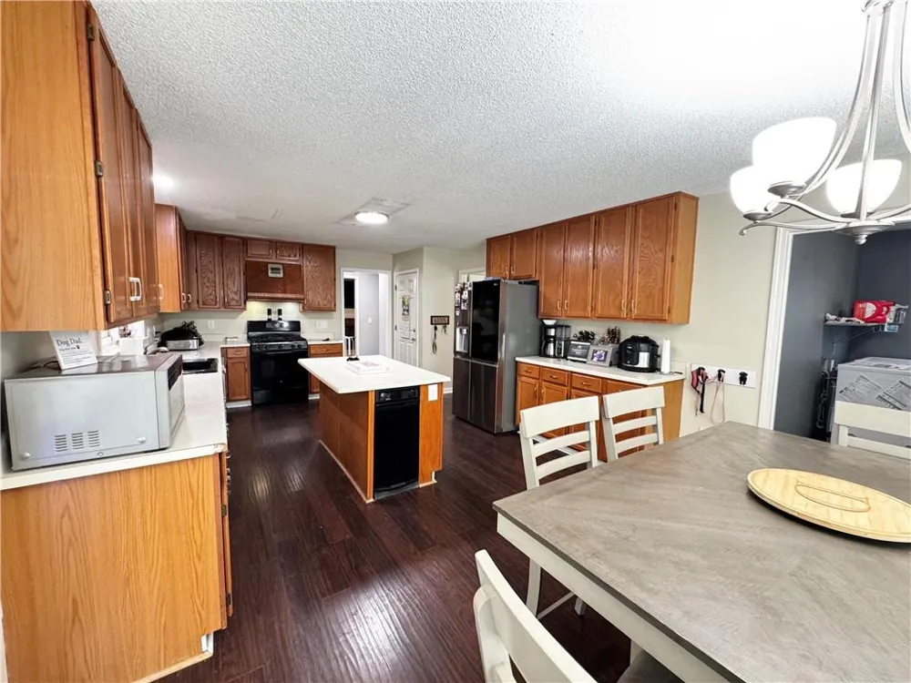 1890 Dovonshire Road Marietta, GA 30064