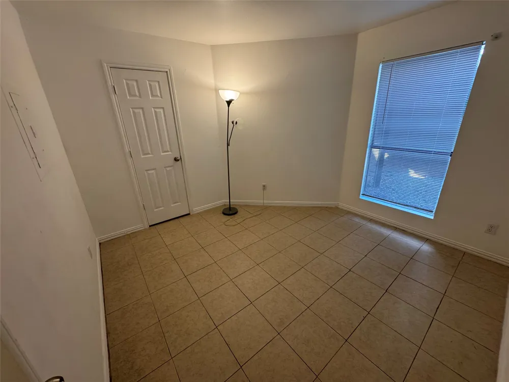 9817 Walnut Street #107 Dallas, TX 75243