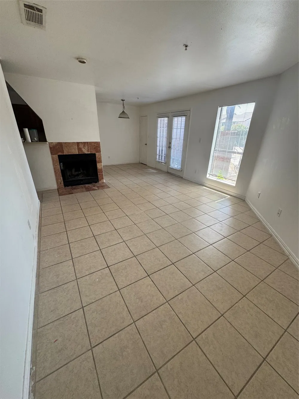 9817 Walnut Street #107 Dallas, TX 75243