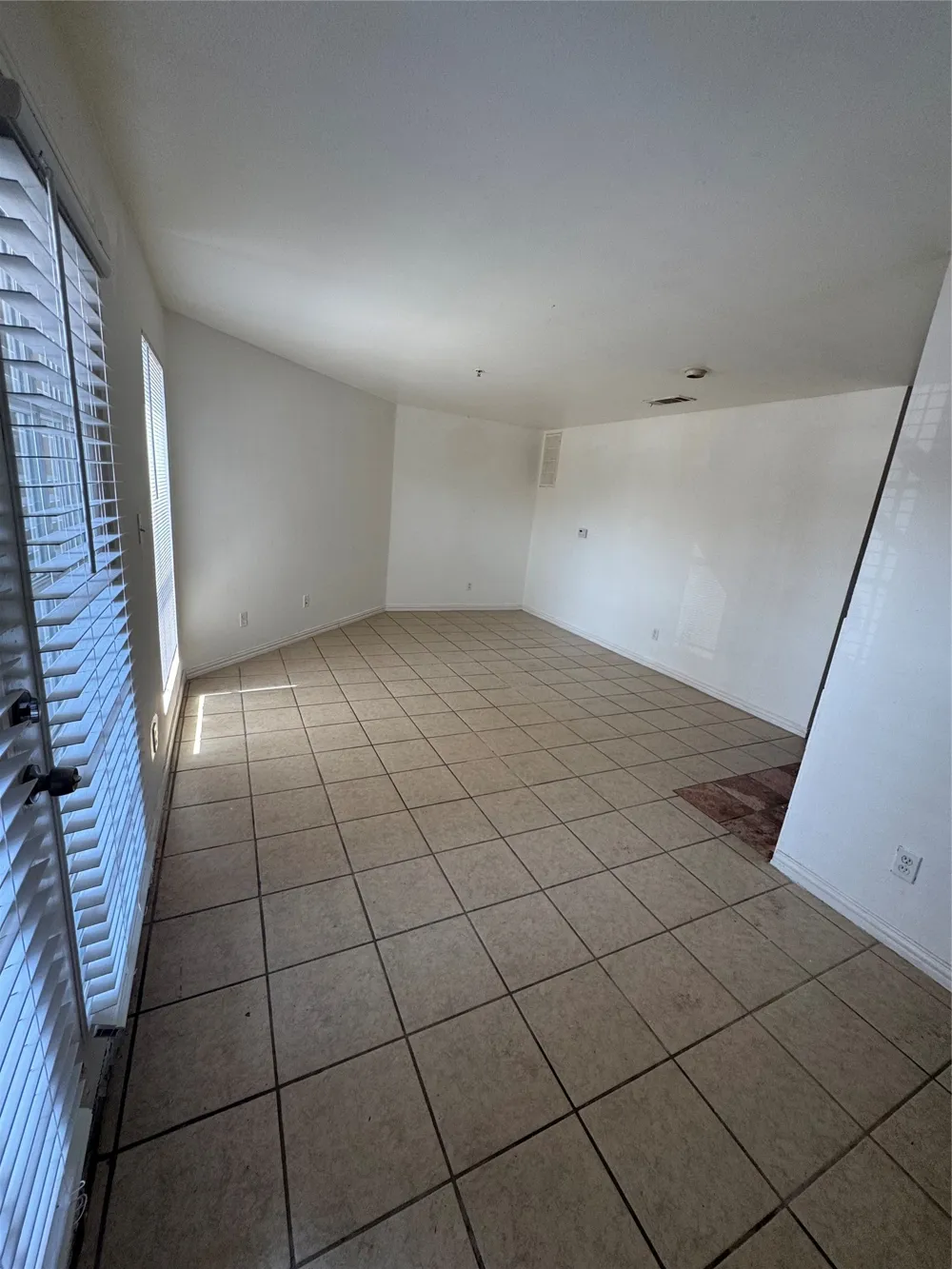 9817 Walnut Street #107 Dallas, TX 75243