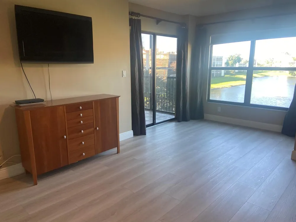 14460 Strathmore Lane #306 Delray Beach, FL 33446