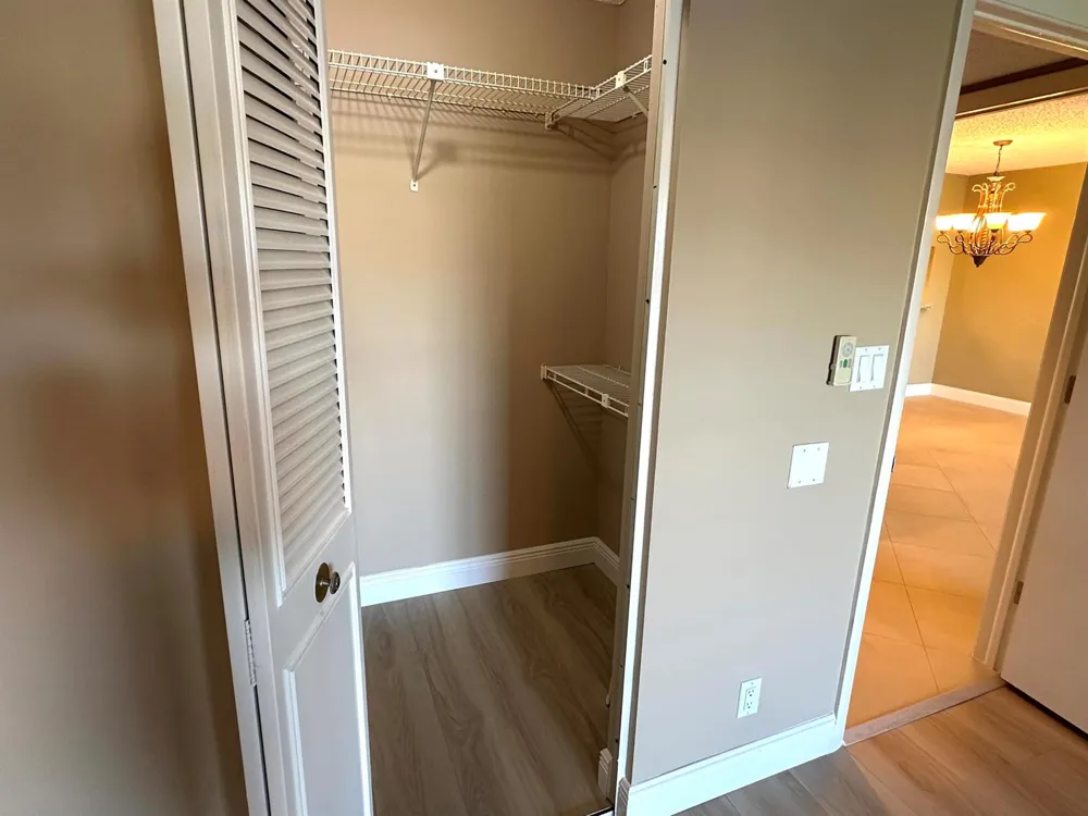 14460 Strathmore Lane #306 Delray Beach, FL 33446