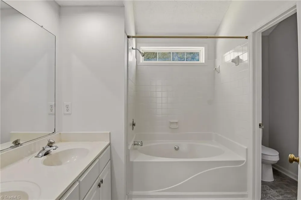3338 Timberwolf Avenue High Point, NC 27265