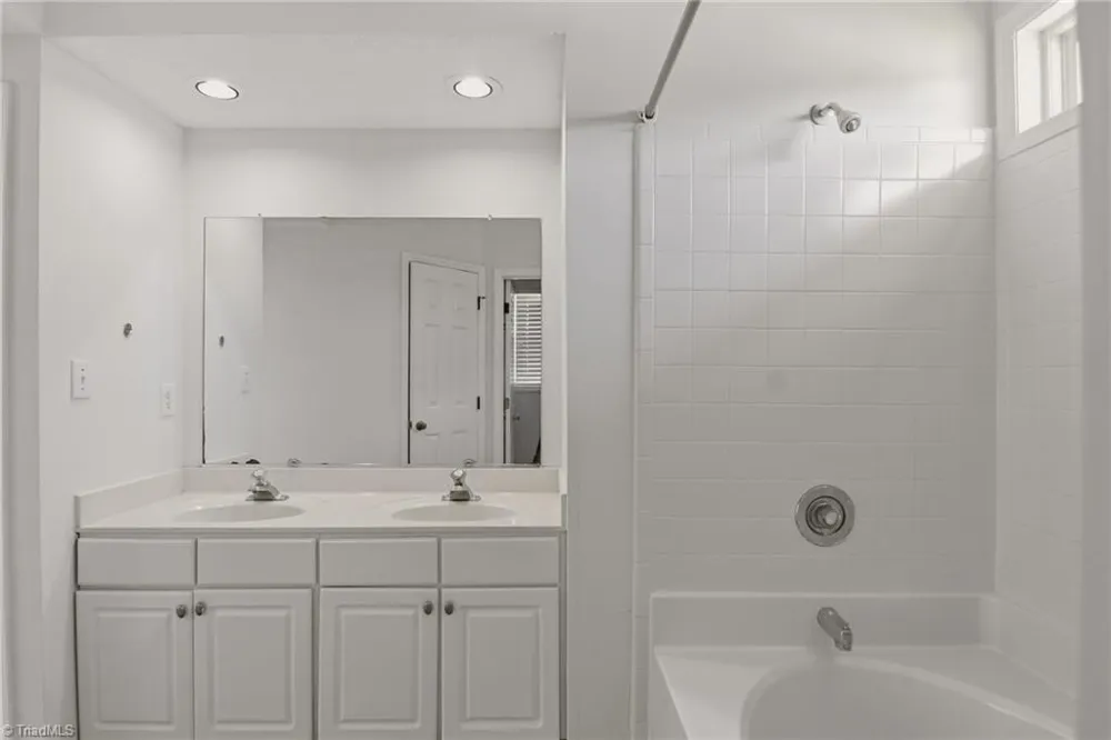 3338 Timberwolf Avenue High Point, NC 27265