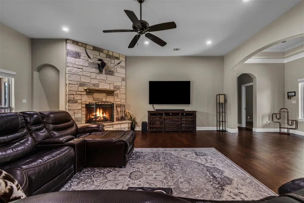 404 First Down Dash Burnet, TX 78611