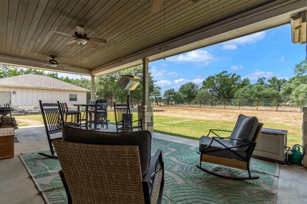 404 First Down Dash Burnet, TX 78611