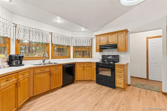 34525 Forest Park Drive Elizabeth, CO 80107
