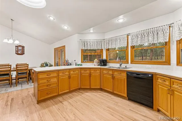 34525 Forest Park Drive Elizabeth, CO 80107