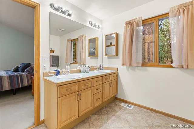 34525 Forest Park Drive Elizabeth, CO 80107