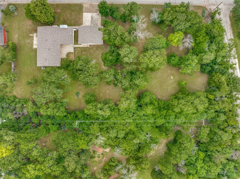 201 Lakeridge Road Lakeside, TX 76108