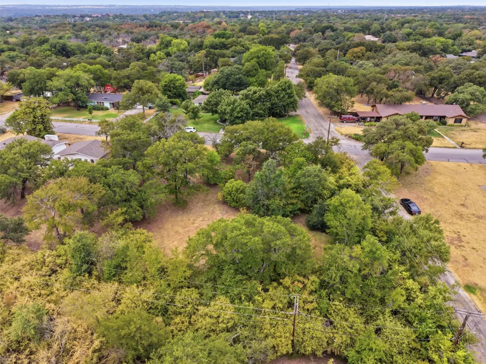 201 Lakeridge Road Lakeside, TX 76108