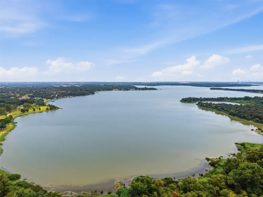 201 Lakeridge Road Lakeside, TX 76108