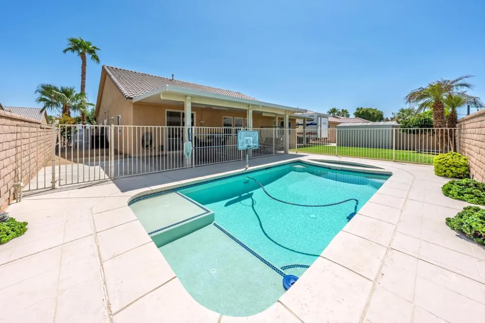 41367 Farmer Court Indio, CA 92203