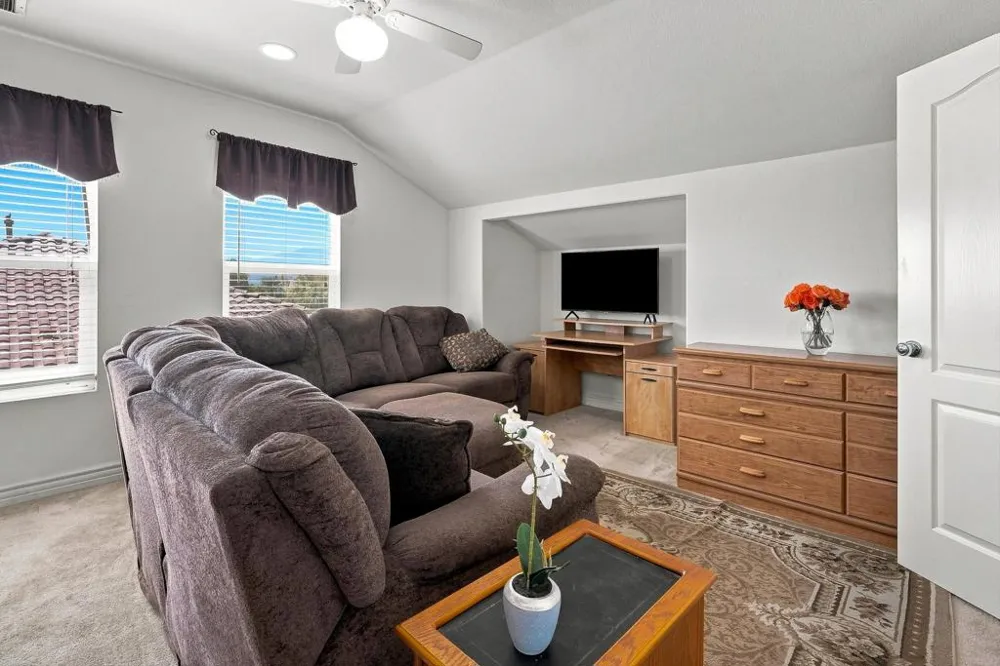 41367 Farmer Court Indio, CA 92203