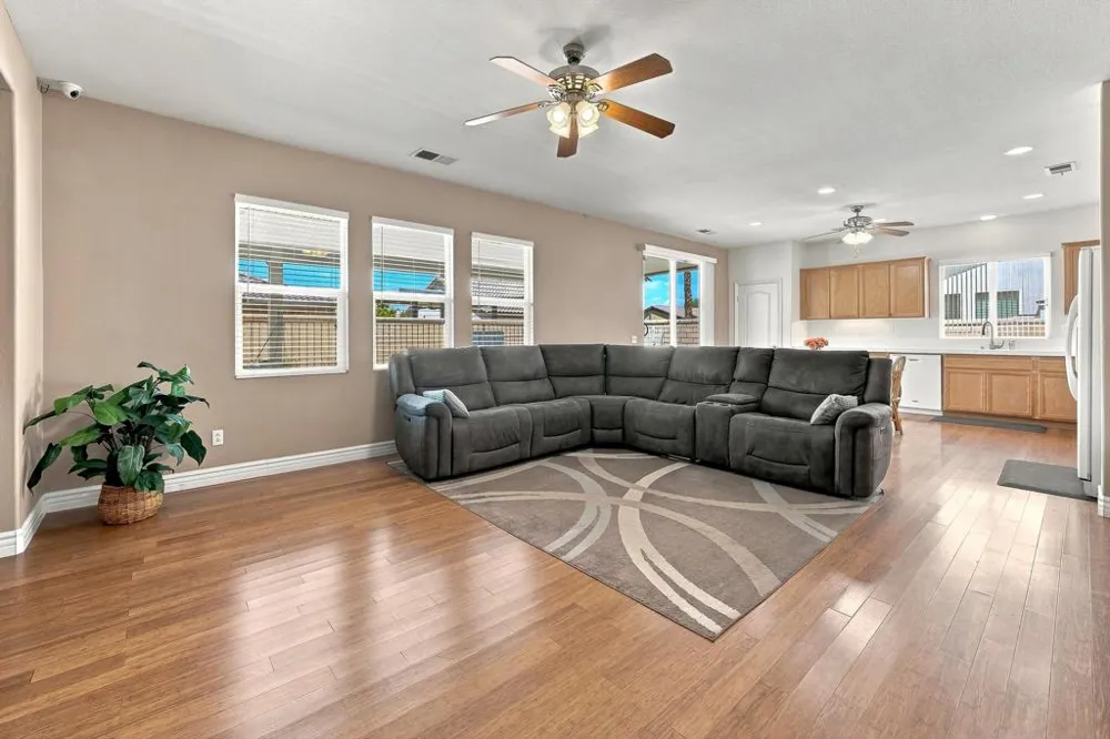 41367 Farmer Court Indio, CA 92203