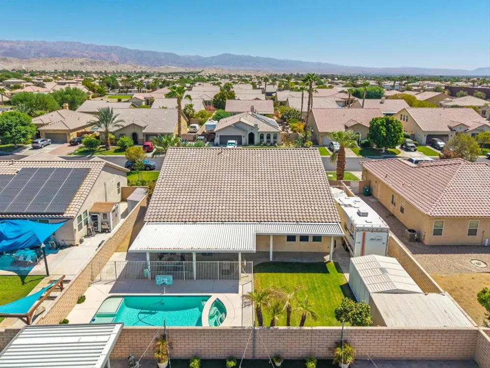 41367 Farmer Court Indio, CA 92203