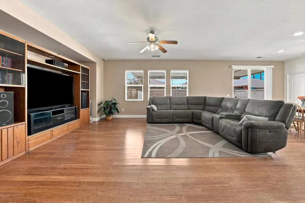 41367 Farmer Court Indio, CA 92203