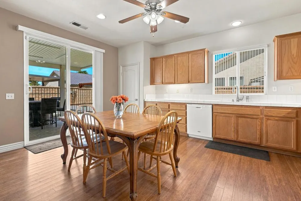 41367 Farmer Court Indio, CA 92203
