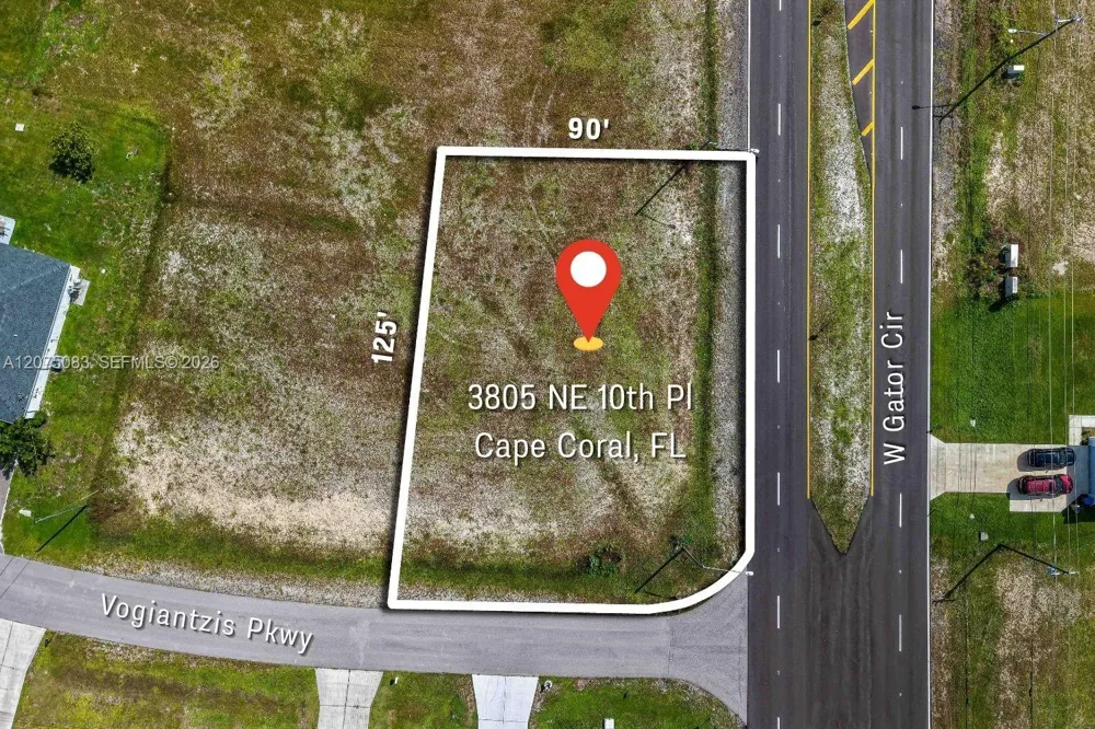 3805 NE 10th Pl Cape Coral, FL 33909