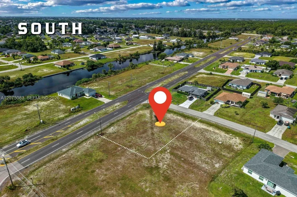 3805 NE 10th Pl Cape Coral, FL 33909