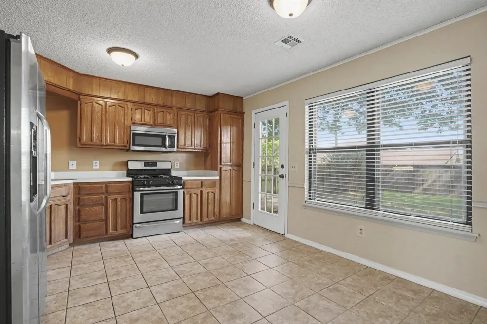1612 W Delmar Street Broken Arrow, OK 74012